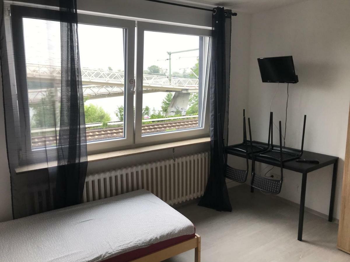 Vierbettzimmer mit eigenem Bad